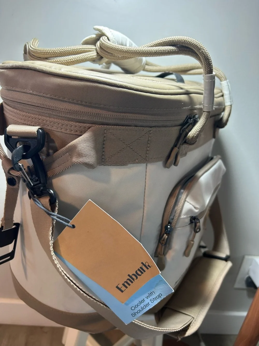 Beige and Cream Men’s Carry Bag